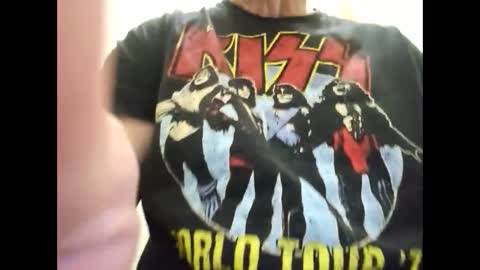 Snapshot of chrispycum chatting on 12-05-24, 12:11 Chris online show from 12-05-24, 12:11