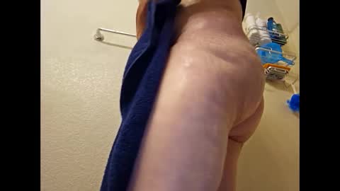 Snapshot of chrispycum chatting on 12-06-24, 04:14 Chris online show from 12-06-24, 04:14