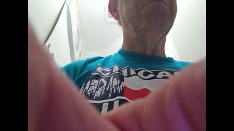 Snapshot of chrispycum chatting on 01-03-25, 12:41 Chris online show from 01-03-25, 12:41