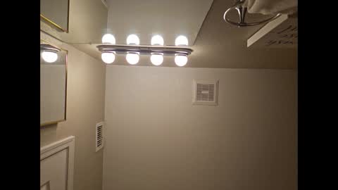 Snapshot of chrispycum chatting on 10-13-25, 02:22 Chris online show from 10-13-25, 02:22