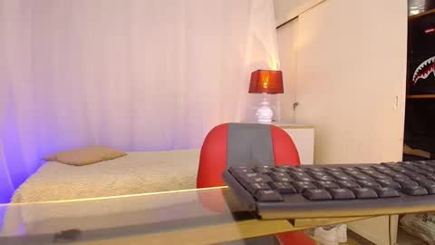 chriss online show from 02-25-26, 01:21