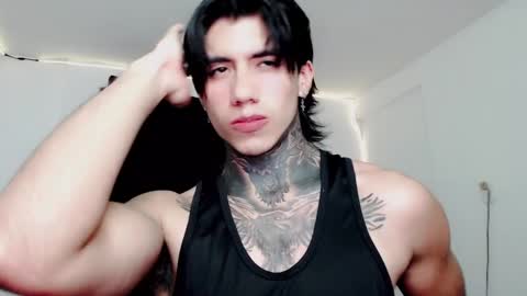 Snapshot of chriss_opp chatting on 02-22-25, 06:19 CHRIS  INDEPENT MODEL online show from 02-22-25, 06:19