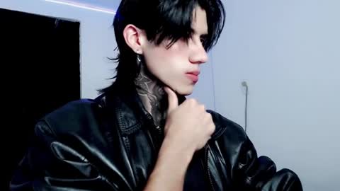 Snapshot of chriss_opp chatting on 02-24-25, 08:25 CHRIS  INDEPENT MODEL online show from 02-24-25, 08:25