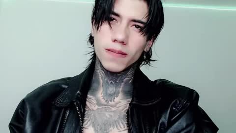 Snapshot of chriss_opp chatting on 03-08-25, 11:07 CHRIS  INDEPENT MODEL online show from 03-08-25, 11:07