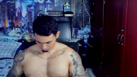 Chriss Stewart online show from 07-09-26, 02:04