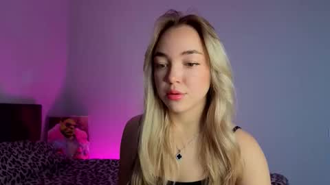 ChrissBerryy online show from 03-20-26, 03:33