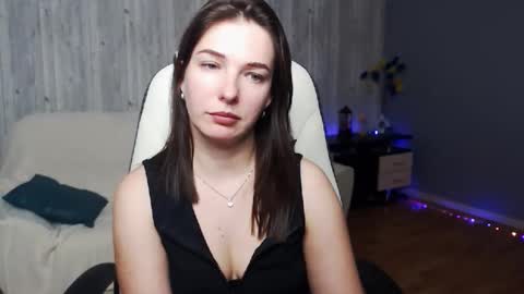 Snapshot of chrisssstaylor chatting on 11-18-25, 09:36 Christi online show from 11-18-25, 09:36