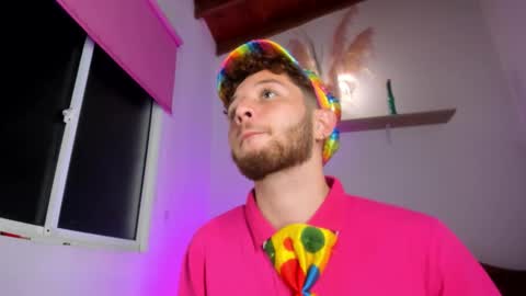 Hi dont forguet to follow me    online show from 10-31-25, 08:59