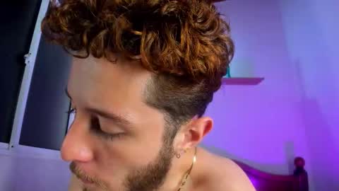 Hi dont forguet to follow me    online show from 11-18-25, 07:02