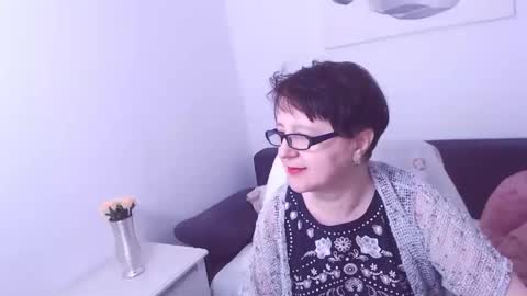 Christa online show from 03-09-25, 08:07