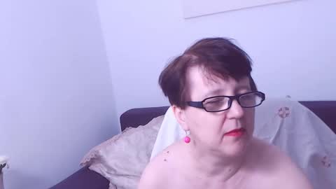 Christa online show from 09-15-25, 02:33