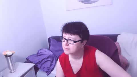 Christa online show from 11-09-25, 02:37