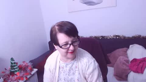 Christa online show from 12-19-25, 02:29