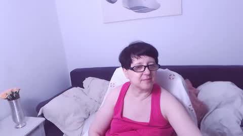 Snapshot of christarose chatting on 05-14-26, 09:10 Christa online show from 05-14-26, 09:10