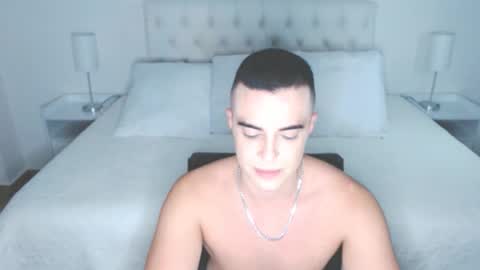 Snapshot of christiandiorx chatting on 11-26-25, 04:57 christiandiorx online show from 11-26-25, 04:57