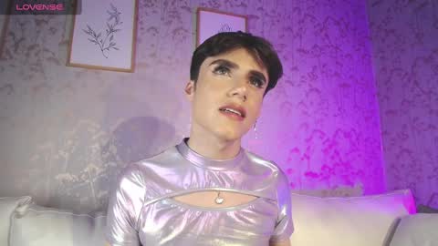 Snapshot of christianm_18 chatting on 01-18-25, 07:38 Chris online show from 01-18-25, 07:38