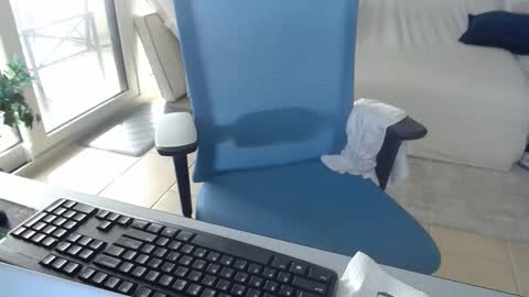 Michael USA online show from 12-04-25, 06:49