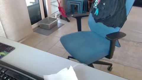 Michael USA online show from 04-12-26, 11:43