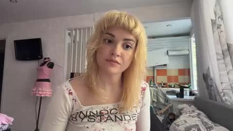 Snapshot of christiechorney chatting on 06-16-26, 01:14 christiechorney online show from 06-16-26, 01:14