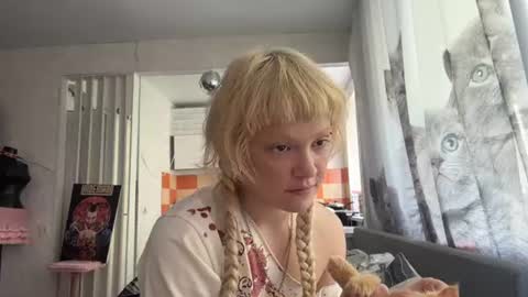 Snapshot of christiechorney chatting on 07-04-26, 05:02 christiechorney online show from 07-04-26, 05:02