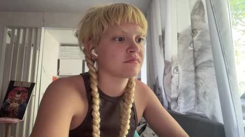 Snapshot of christiechorney chatting on 07-12-26, 11:12 christiechorney online show from 07-12-26, 11:12