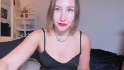 Snapshot of christina_rosse chatting on 10-21-25, 10:49 christina rosse online show from 10-21-25, 10:49