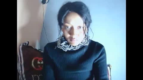 Snapshot of christine213 chatting on 11-12-25, 01:17 christine213 online show from 11-12-25, 01:17