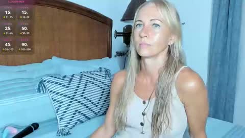 Snapshot of christine_35 chatting on 06-03-26, 12:08 Christine - online show from 06-03-26, 12:08