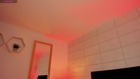 Christine  online show from 11-13-25, 12:15