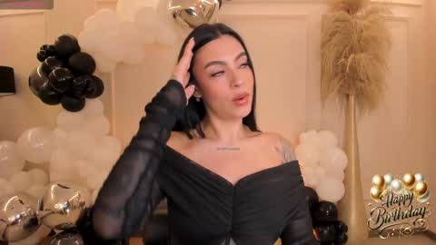 Snapshot of christineford1 chatting on 11-06-25, 12:39 Christine Ford online show from 11-06-25, 12:39