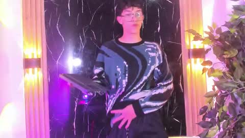 Snapshot of christopher_hunter chatting on 02-02-26, 04:11 Chrisopher Hunter online show from 02-02-26, 04:11