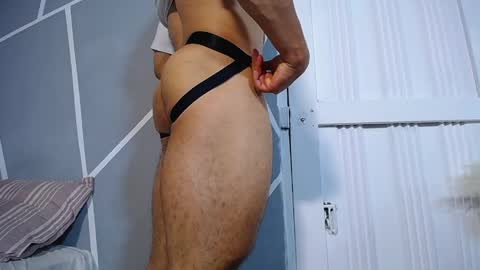 Snapshot of christopherblack_ chatting on 05-12-26, 02:36 Christopher Black online show from 05-12-26, 02:36