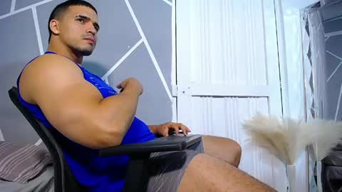 Snapshot of christopherblack_ chatting on 05-29-26, 01:20 Christopher Black online show from 05-29-26, 01:20
