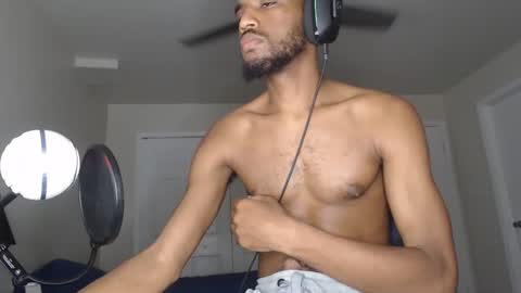 ChrisVacherx online show from 11-06-25, 03:18