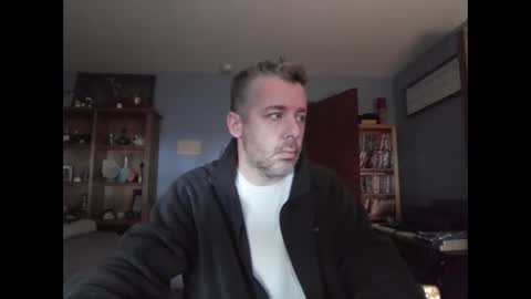 chrisw8121 online show from 02-07-26, 06:55