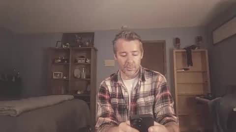 chrisw8121 online show from 03-18-26, 01:53