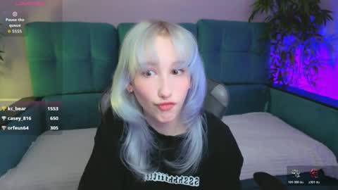 EvaBlonde TayaBrunette EliieBlack hair online show from 04-21-26, 02:01