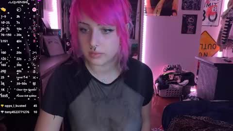 Snapshot of chromeheartzz chatting on 05-23-26, 05:56 chromeheartzz online show from 05-23-26, 05:56