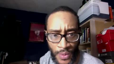 Snapshot of chronicle_of_biddick chatting on 12-17-24, 06:24 Vinny.D online show from 12-17-24, 06:24