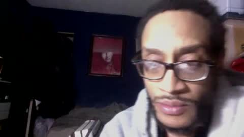 Snapshot of chronicle_of_biddick chatting on 01-26-25, 04:20 Vinny.D online show from 01-26-25, 04:20