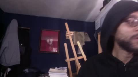 Snapshot of chronicle_of_biddick chatting on 02-14-25, 05:57 Vinny.D online show from 02-14-25, 05:57