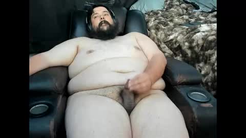Snapshot of chubbnuncut chatting on 06-06-26, 05:17 chubbnuncut online show from 06-06-26, 05:17