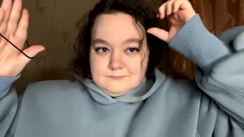 Kat online show from 03-06-25, 09:42