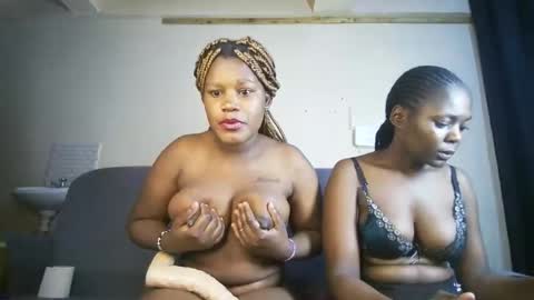 Snapshot of chubby_flora chatting on 06-01-26, 04:52 Flora online show from 06-01-26, 04:52