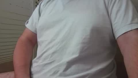 Snapshot of chubbycub14 chatting on 09-29-25, 05:29 chubbycub14 online show from 09-29-25, 05:29