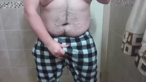 Snapshot of chubbycub14 chatting on 10-22-25, 04:35 chubbycub14 online show from 10-22-25, 04:35