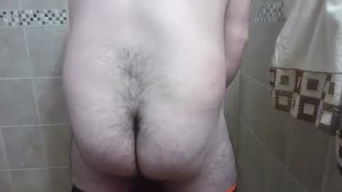 Snapshot of chubbycub14 chatting on 10-25-25, 01:35 chubbycub14 online show from 10-25-25, 01:35