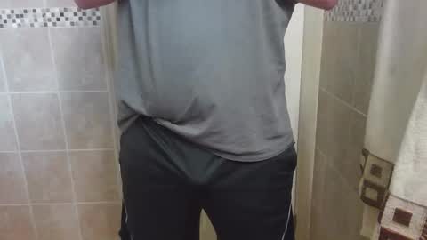 Snapshot of chubbycub14 chatting on 11-17-25, 04:13 chubbycub14 online show from 11-17-25, 04:13