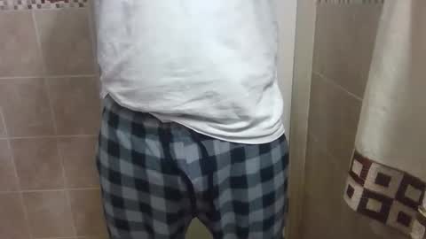 Snapshot of chubbycub14 chatting on 11-29-25, 08:34 chubbycub14 online show from 11-29-25, 08:34