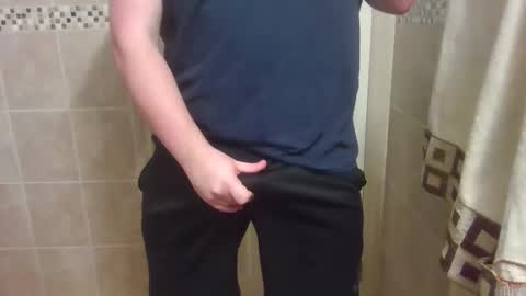 Snapshot of chubbycub14 chatting on 01-18-26, 06:44 chubbycub14 online show from 01-18-26, 06:44